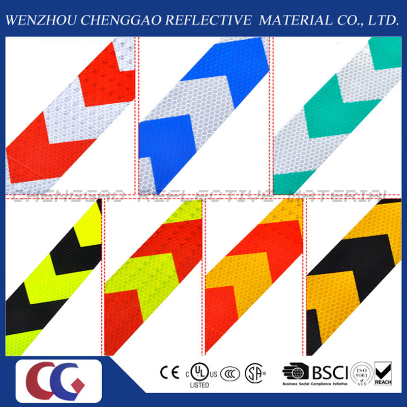 PVC Custom Printed Reflective Safety Warning Sticker with Arrow (C3500-AW)