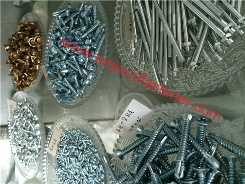 Pan Screw Self Tapping Screw Sharp Point