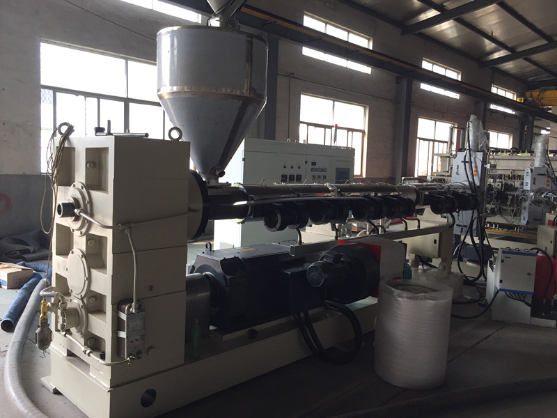 High Quality PC Hollow Sheet Making Machine