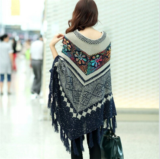 2018 Women's Knitted Tassels Poncho Pullover Fashion American Style