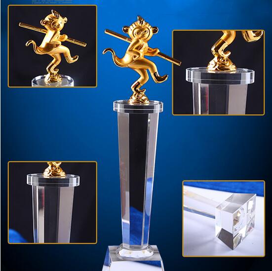 2016 New Design Metal Crystal Trophy