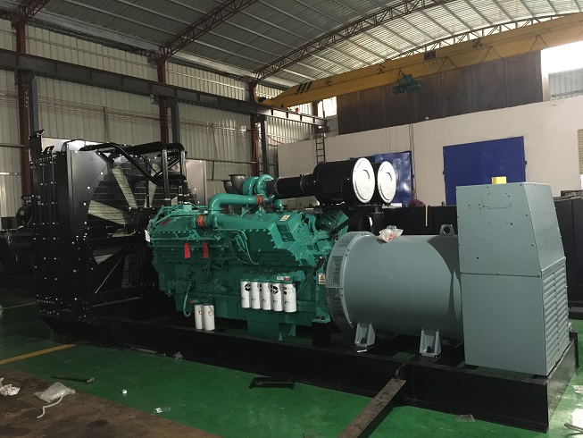 880kVA Standby Power Cummins Industrial Diesel Generator Set