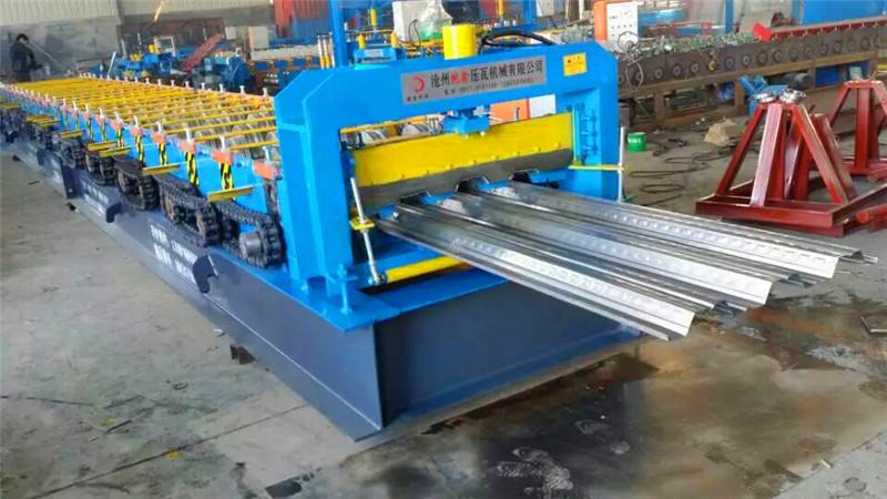 Floor Deck Tile Making Machine