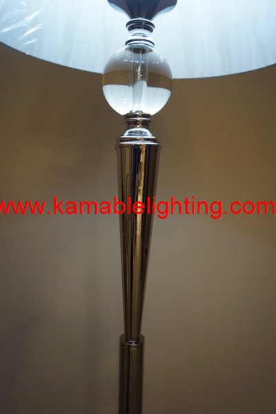 Modern Hotel Iron Floor Light (FL 1626/C+WT)