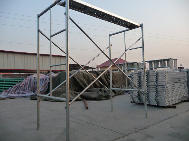 1700X1219mm Walk Through Galvanized Frame Scaffolding in Uzbekistan