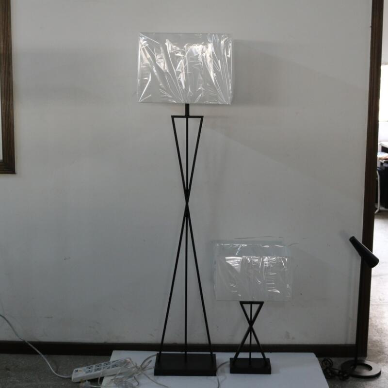 Modern Hotel Decorative White Fabric Shade Steel LED Floor Lamp