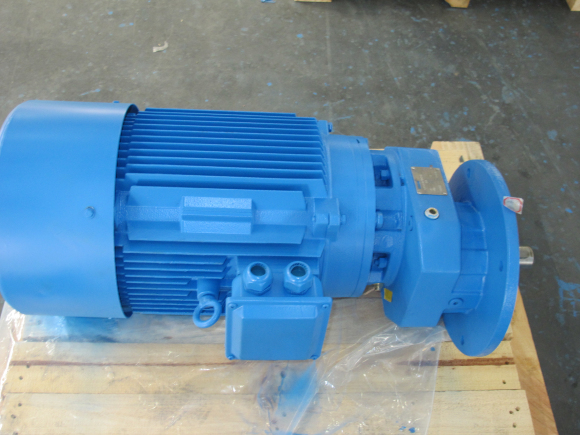 Cr Helical Gear Box, Geared Motor