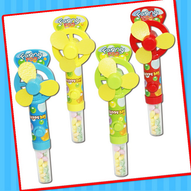 Hot Selling Summer Cute Plastic Mini Fan Toy with Candy