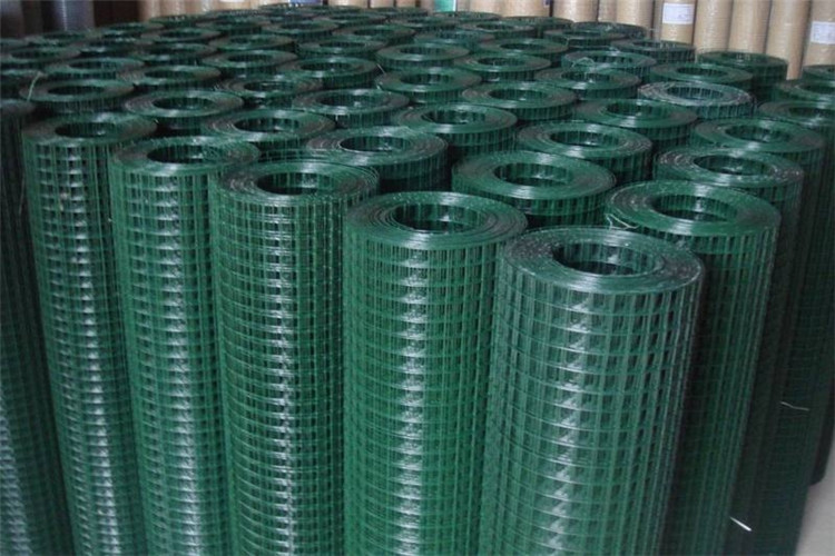 Welded Wire Mesh Made in China Is on Hot Sale