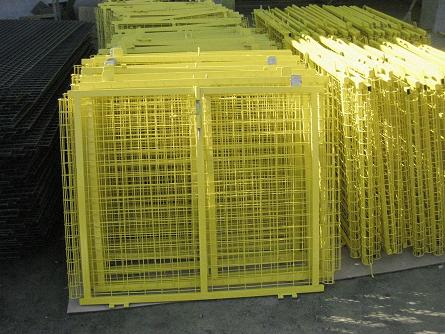 Green /Yellow /Red Color PVC Coated Fence Netting (W-HLW)