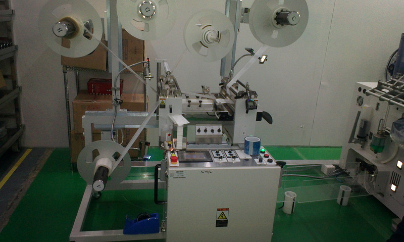 Film and Paper Tape Automatic Multilayer Laminating Machine