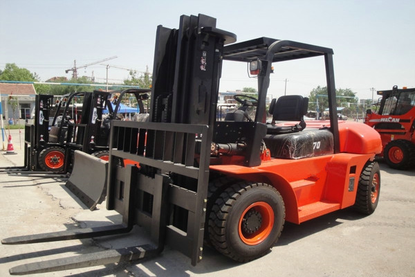 7 Ton, CE, Diesel Forklift (Cpcd70)