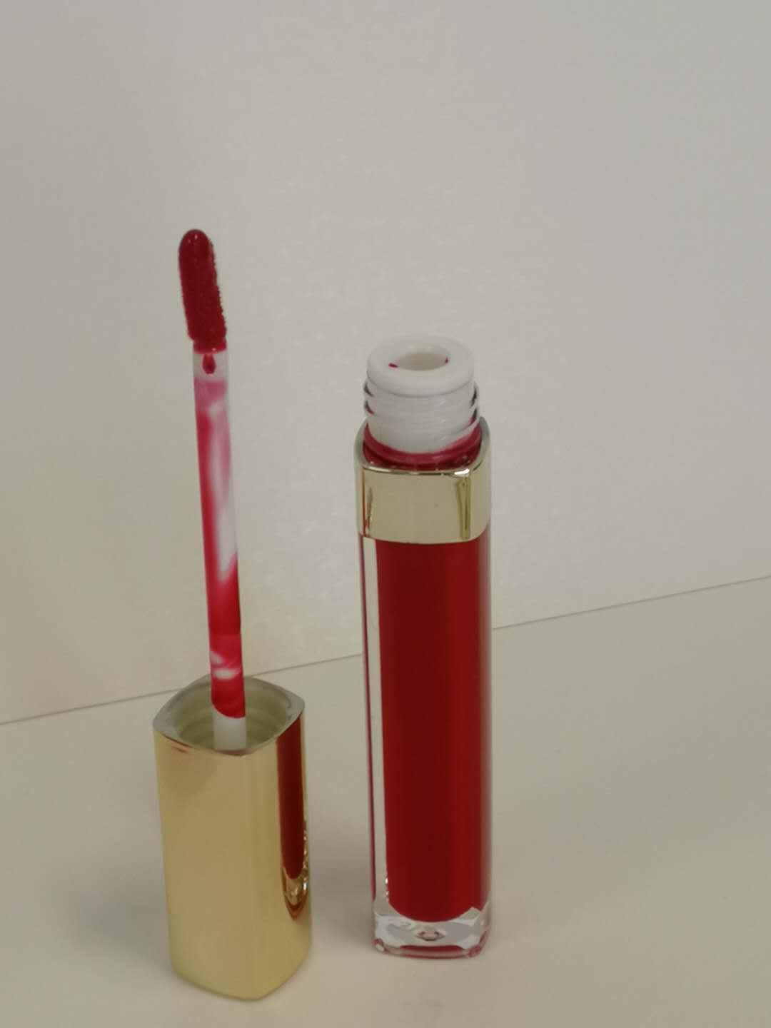 custom private label lip gloss