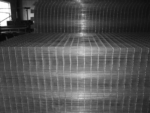 Welded Mesh Sheet in Construction