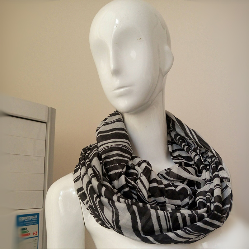 Lady Fashion Striped Infinity Scarf