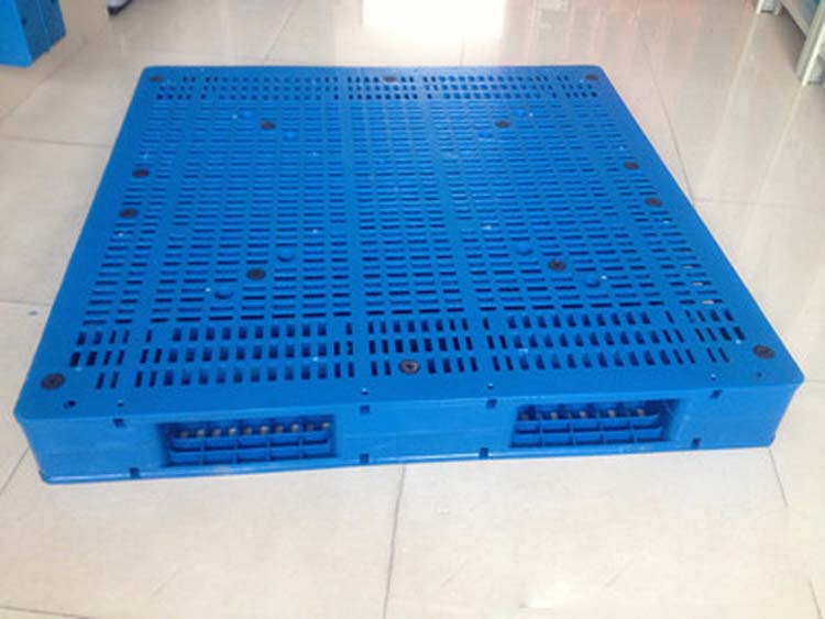 Manufacturer of Double Face Cheap Plastic Pallet 1200*1200*150 (mm)