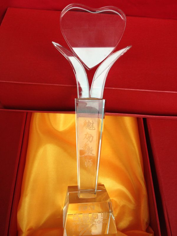 Promotion High Quality Clear Creative Crystal Trophy Awards for Achievement Award