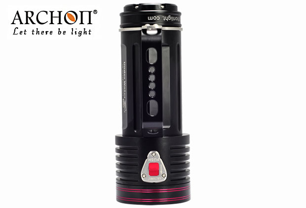 2015 Hot Selling Waterproof IP68 6500 Lumens LED Diving Video Torch