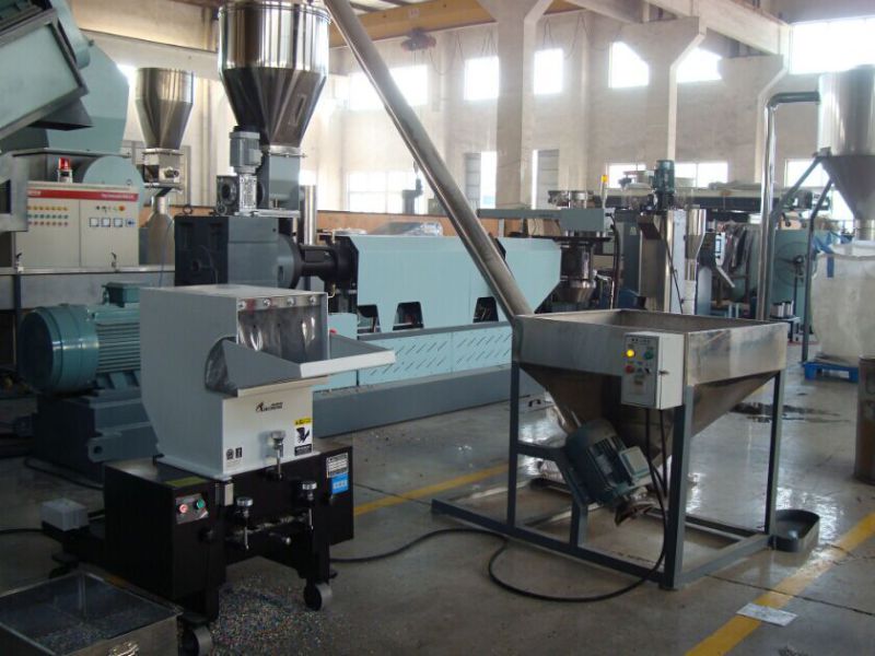 Film Pelletizing Extruder with Forced Feeder