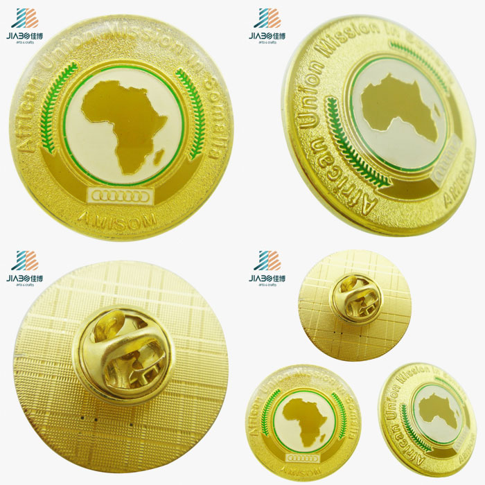 Free Sample Gold Plated Embossed Enamel Africa Metal Collar Pin Button