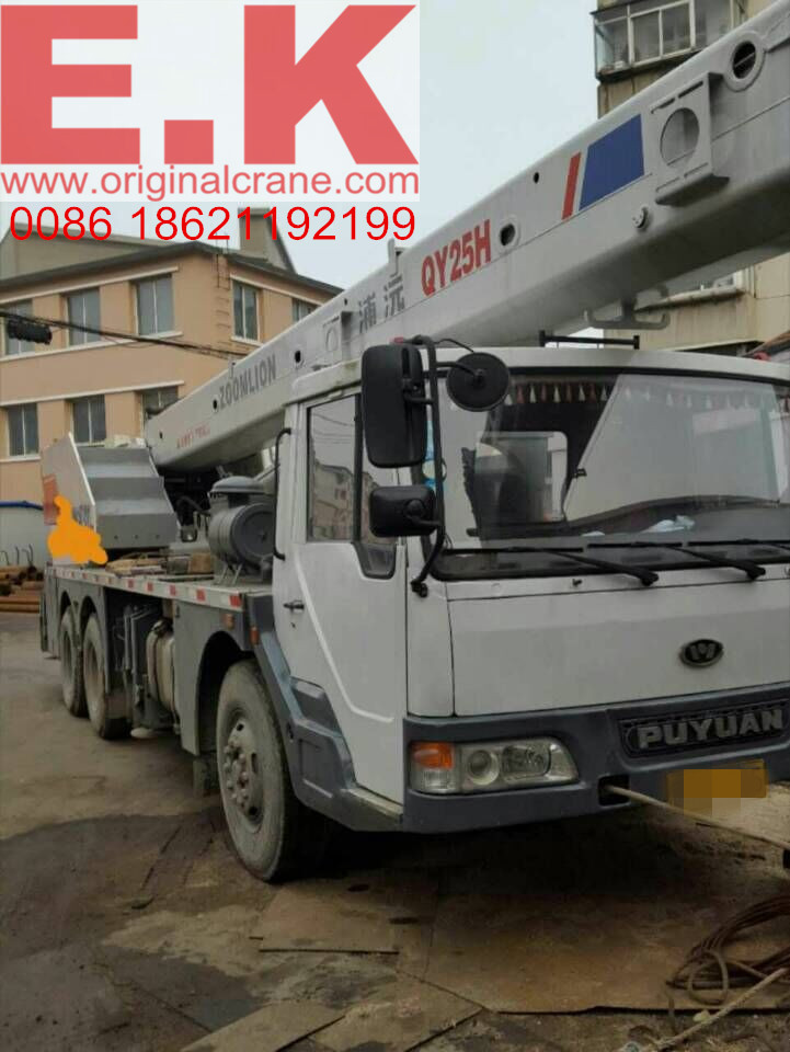 25ton Used Zoomlion Hydraulic Truck Crane Mobile Crane (QY25V)