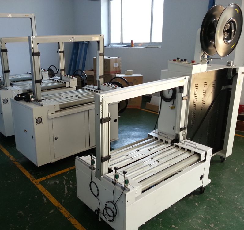 Yupack Low Table Fully Automatic Strapping Machine with German Siemens PLC