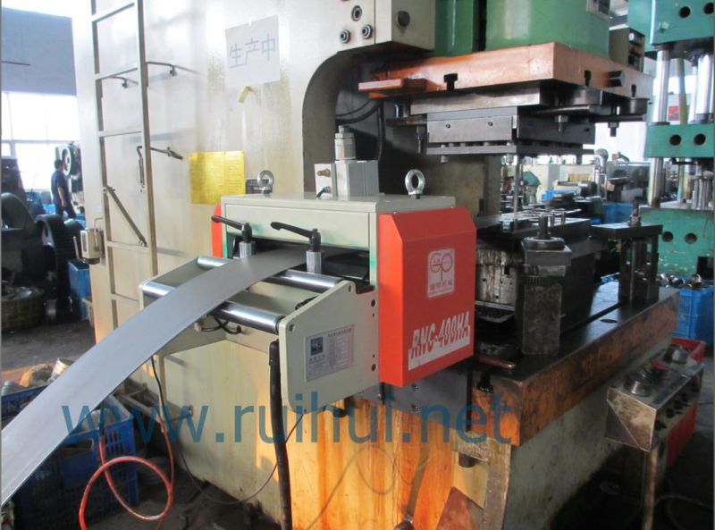 Nc Servo Roll Feeder Using in The Field of Electronics