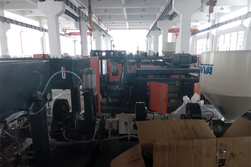 Extrusion Blow Molding Machine Price