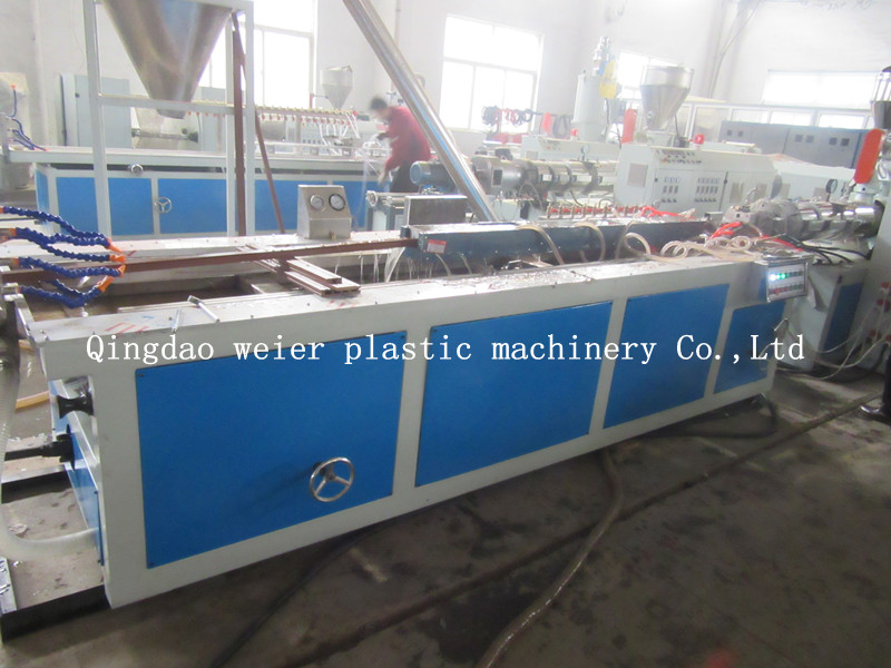 Wood Plastic Composite Garden WPC Decking Profile Extrusion Line