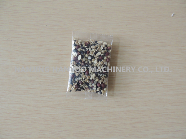 Dxd-K Automatic Powder/Granule/Sugar/Sauce/Coffee Three Side Sealing Sachet Packing Machine