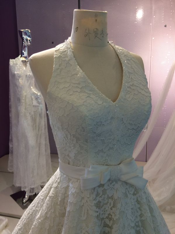 Top Sale Halter Short Ivory Lace Wedding Dress with Bow