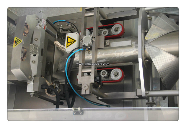 Automatic Type Small Food Packing Machine