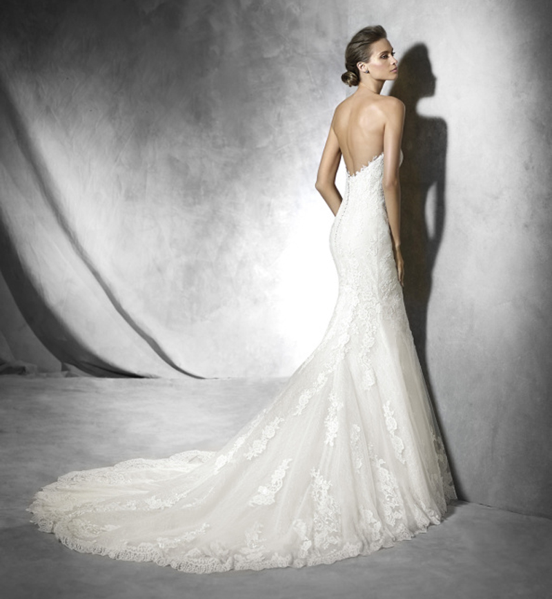 Beautiful Sweetheart Embroidered Backless Mermaid Wedding Dress