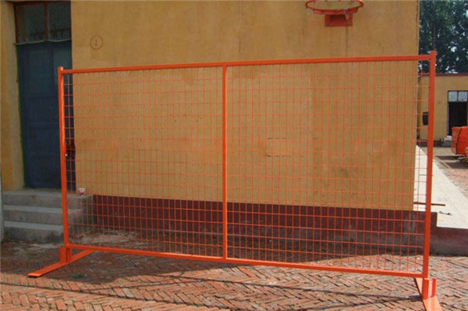 Pedestrian Control Temporary Decorative Fencing