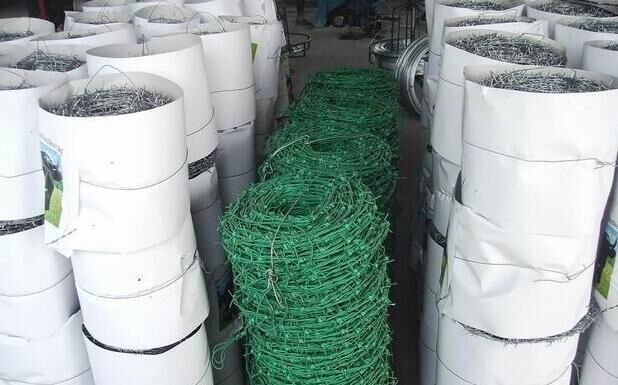 Plastic Coated Agriculture Fence Barbed Wire Galvanized-Xinao