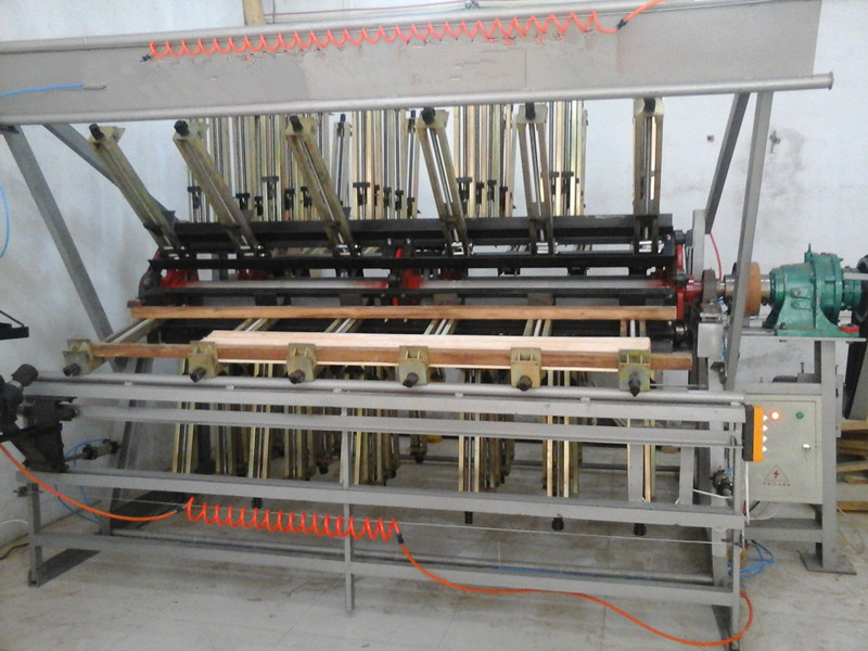 Hydraulic Woodworking Combination Machine /Clamp Carrier/Woodworking Composser My2500-20y