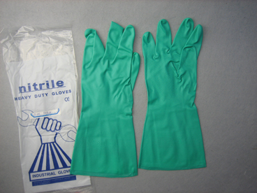 Green Long-Sleeve Flock Lined Industrial Nitrile Glove (5620)