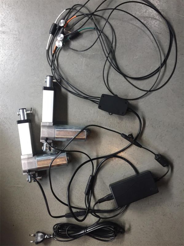 Linear Actuator with Touch Sensor Control 2/3 Actuators