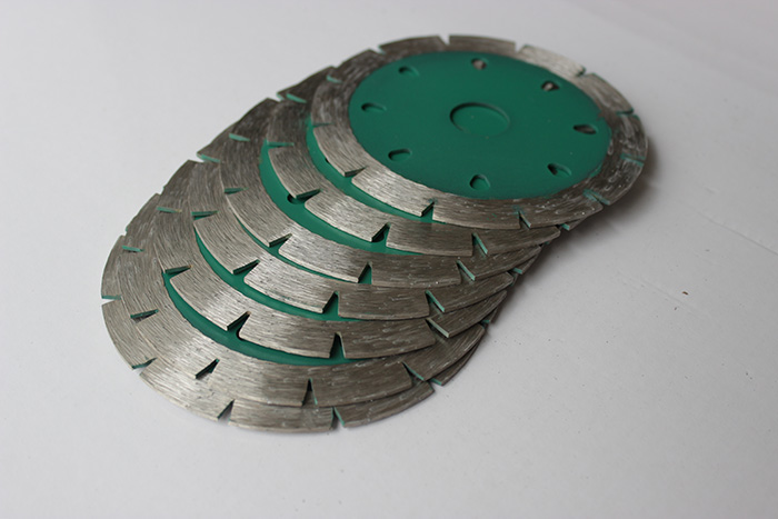 Professional Quality Cut off Segmented Saw Blade Diamond Cutting Blade