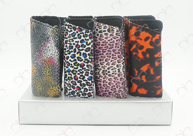 New Design Leopard Reading Glasses with Pouch (WRP504194)