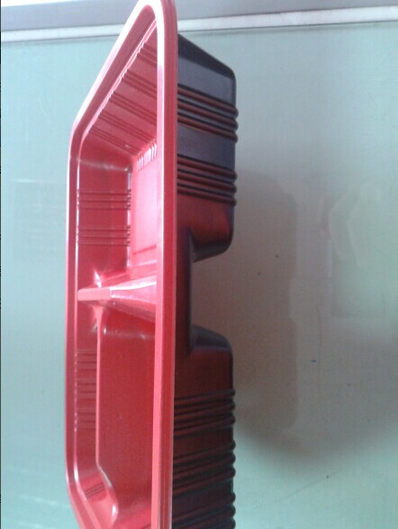 Three Hole Red Plastic Plate (HL-157)