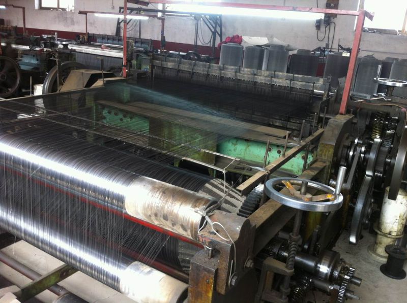 Wire Mesh Machine Producing Black Wire Cloth