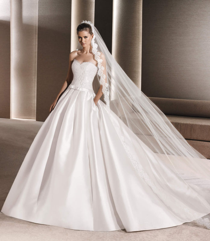 Hot Sale Ball Gown White Strapless Wedding Dress