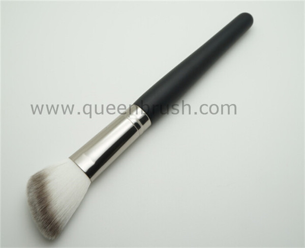 Private Label Wooden Handle Cosmetic Powder Brush Blush Brush