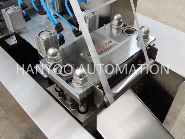 Flat Type Automatic 00 Capsule Blister Blister Packing Machine