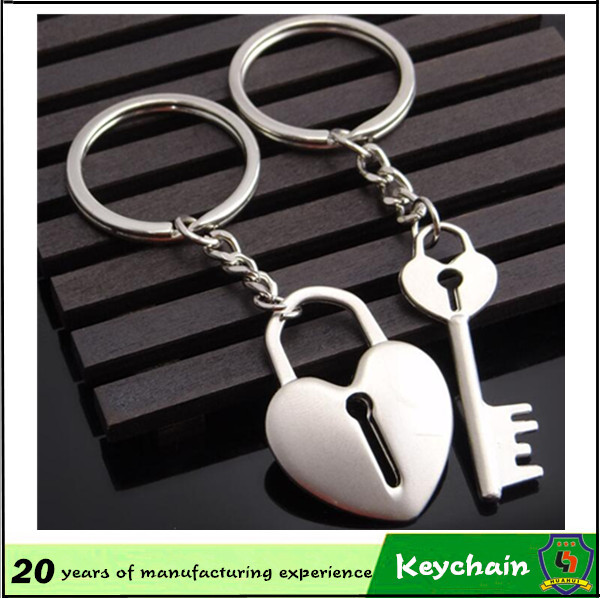 Popular Key and Lock Couple Key Chain