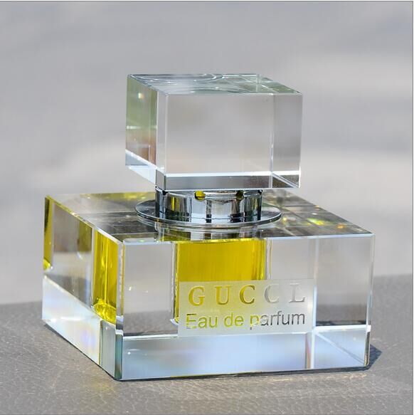 Hot Sale L Crystal Perfume Bottle (KS24079)