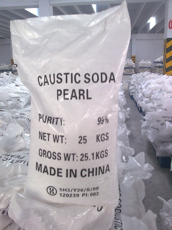 High Quality Caustic Soda Flakes (99%) Min with SGS Certificate