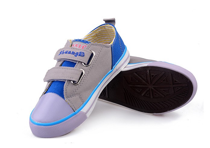 2014 Fashion Kid Canvas Shoes with Riveting (BF-BL06)