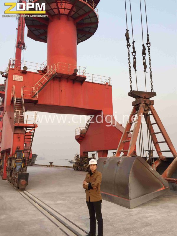 Portal Crane for Marine Deck Usage in The Dock